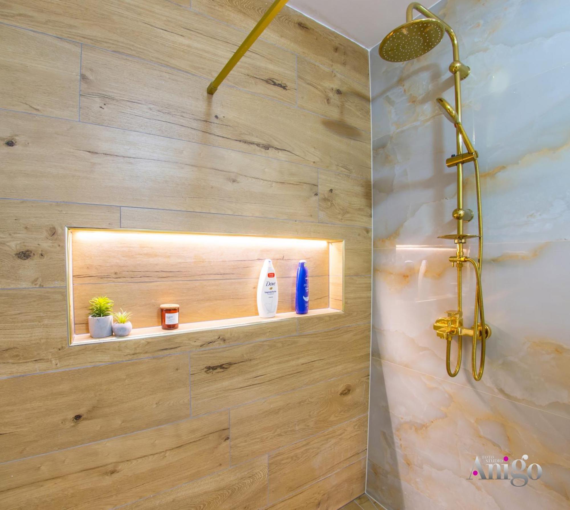 Luxury Apartment Black And Gold 모스타르 외부 사진